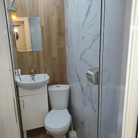 The Center Comfort 3 *