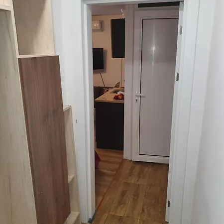 The Center Comfort 3
