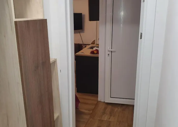 The Center Comfort 3